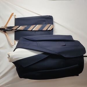 Vintage Men's Dark Blue Suit with Tie